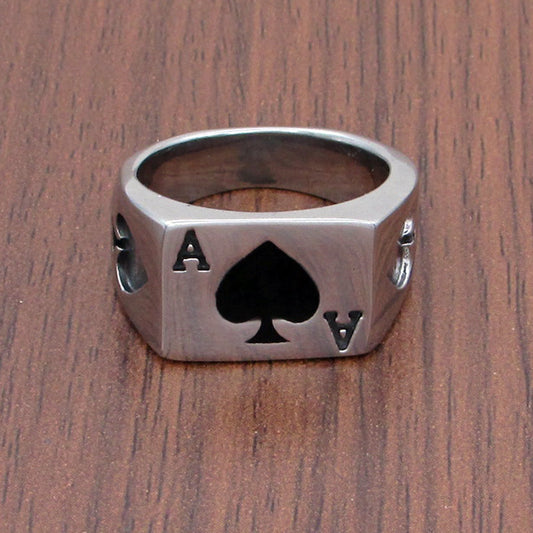 Lucky Card Ring